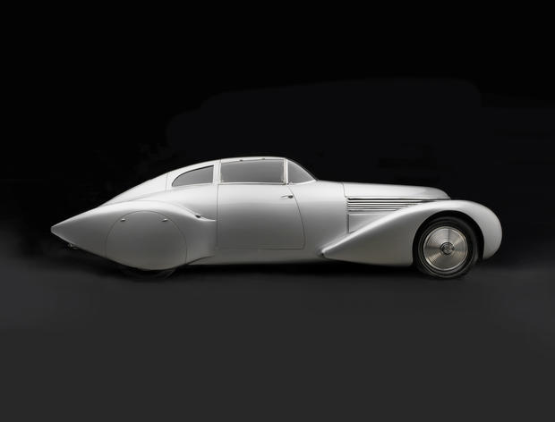 1938 Hispano-Suiza H6B Dubonnet "Xenia" Coupe. Collection of Peter Mullin Automotive Museum Foundation. 