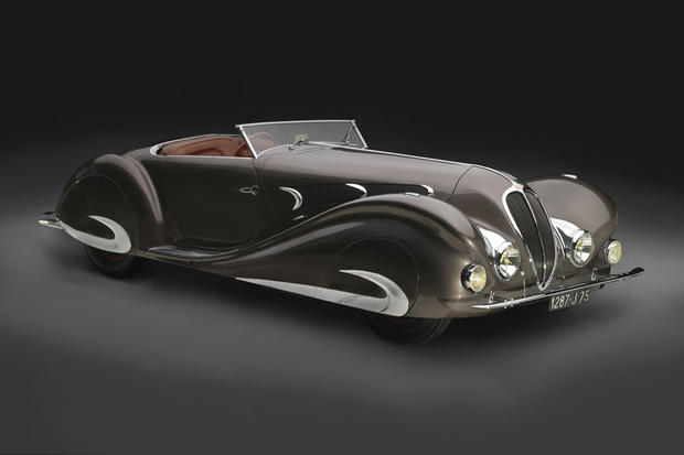 1937_Delahaye_roadster_front.jpg 
