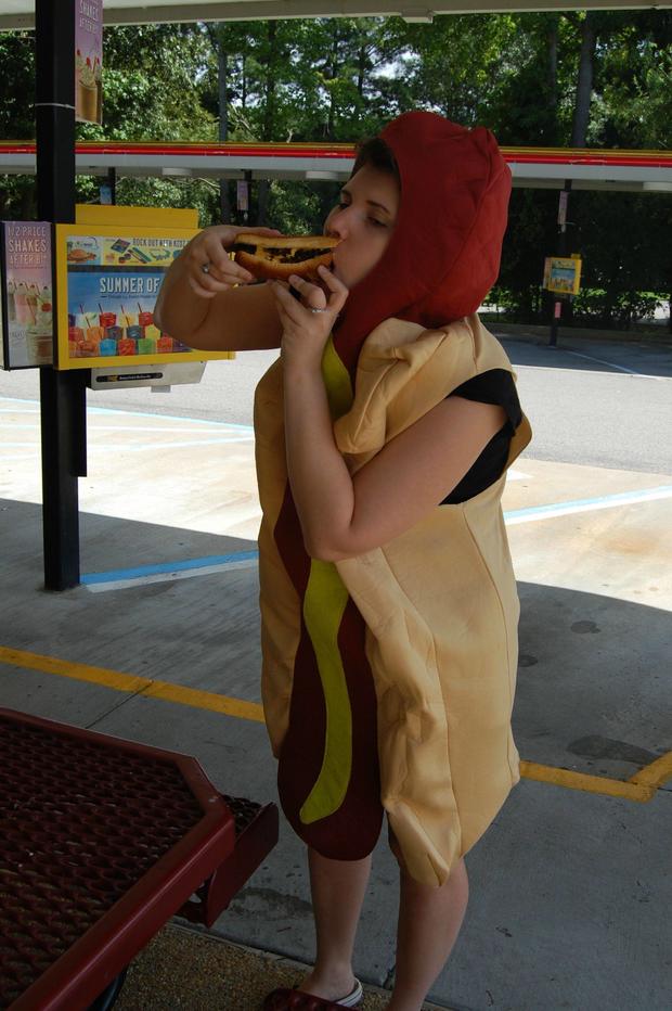 hot-dog-eating-a-hot-dog.jpg 