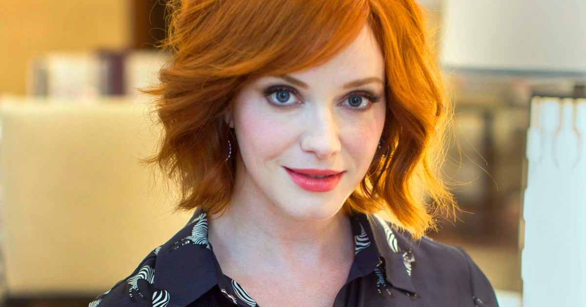 Christina Hendricks talks "Mad Men" signature fashion CBS News