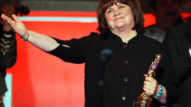 Musician Linda Ronstadt accepts the Trailblazer award onstage during the 2008 ALMA Awards at the Pasadena Civic Auditorium Aug. 17, 2008, in Pasadena, Calif. 
