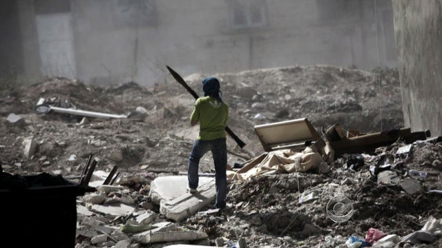 U.N. inspectors take sniper fire in Syria 