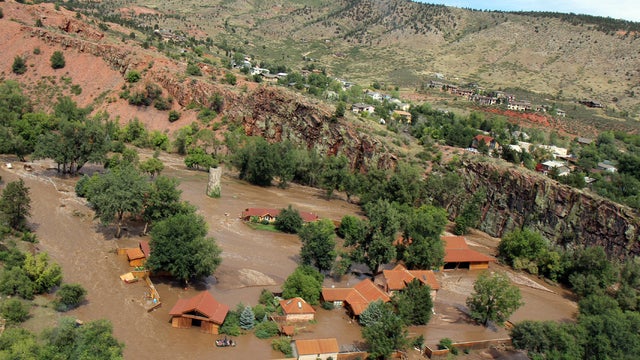 Flash flooding swamps Colorado