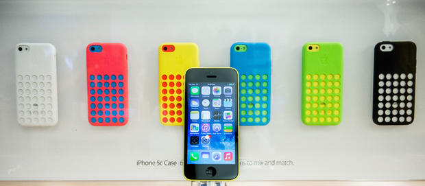 Apple's Latest iPhone Models Go On Sale Across U.S. 