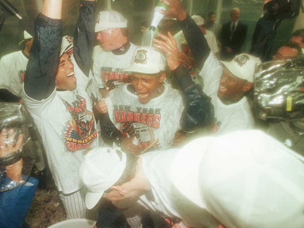 Mariano Rivera and Yankees celebrate 1996 WS 