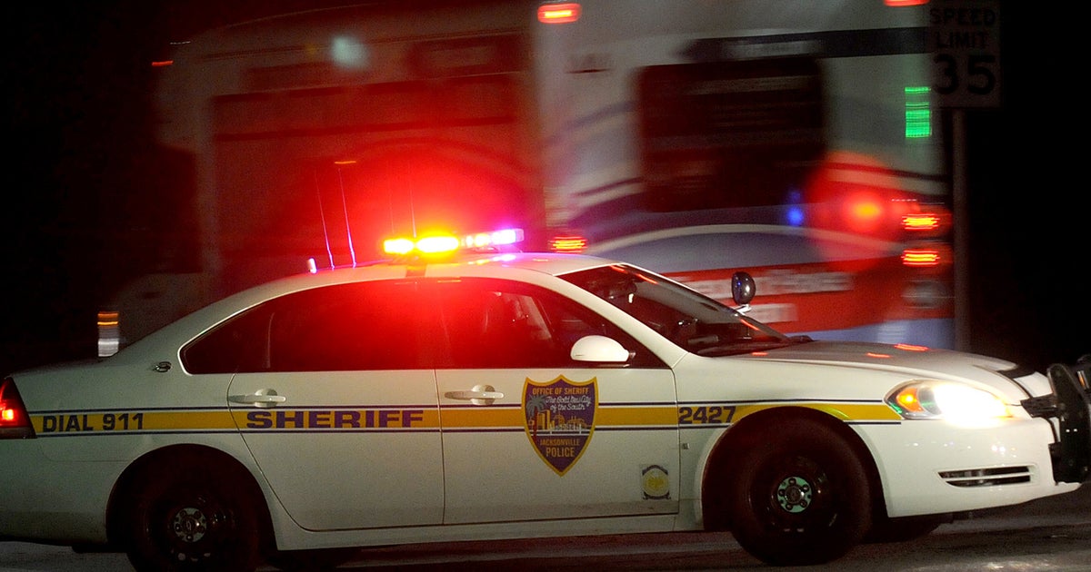 Jacksonville Airport reopens after bomb squad removes device CBS News