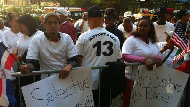 a-rod-supporters.jpg 