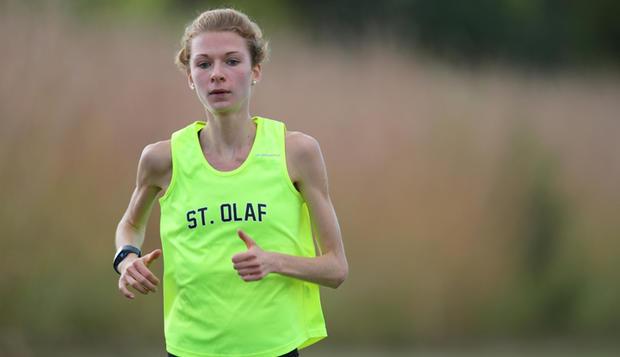 Noelle Olson - St Olaf Sports Information 
