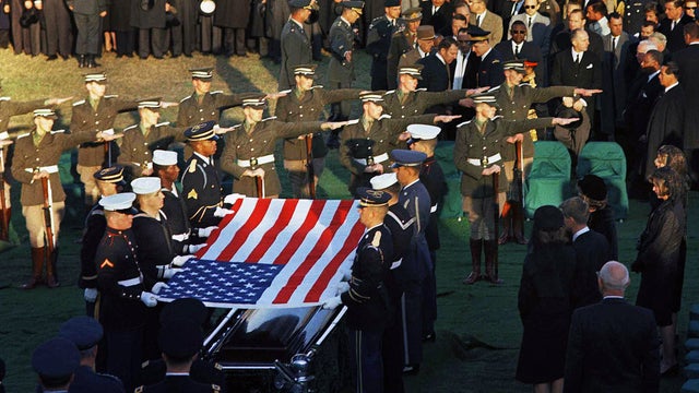 jfk_irish_salute_AP462932457355.jpg 