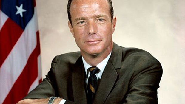 M. Scott Carpenter, space pioneer, dies 