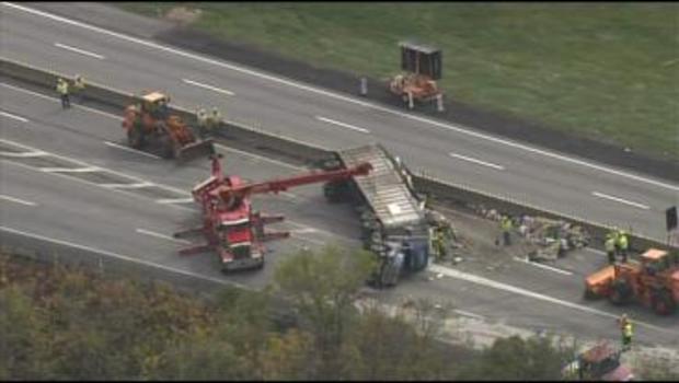 overturned-tractor-trailer-partially-shuts-down-pa-turnpike-19.jpg 