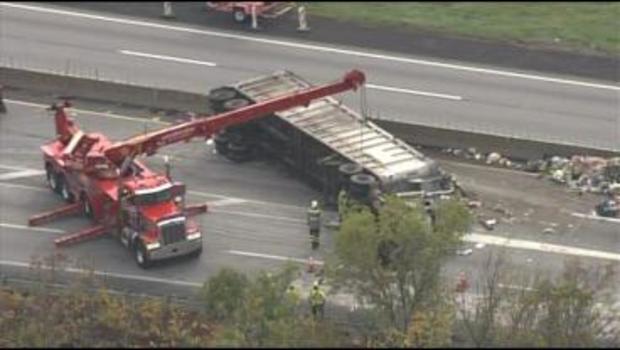 overturned-tractor-trailer-partially-shuts-down-pa-turnpike-26.jpg 