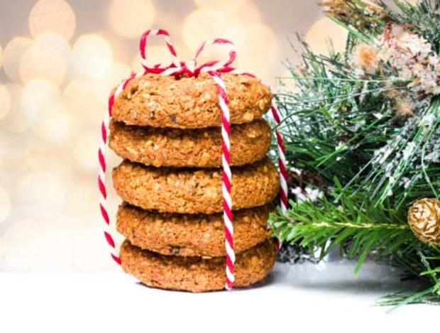 Oatmeal Christmas Cookies 