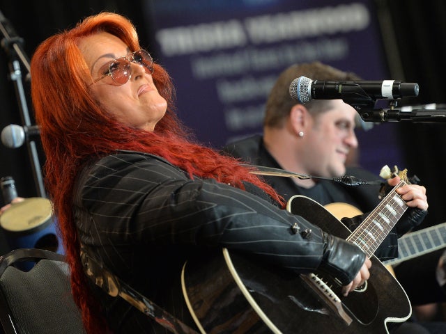 WynonnaJudd_170311224.jpg 