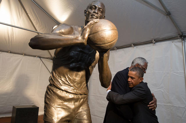 Boston Celtics Legend Bill Russell Statue to Be Unveiled On Bost