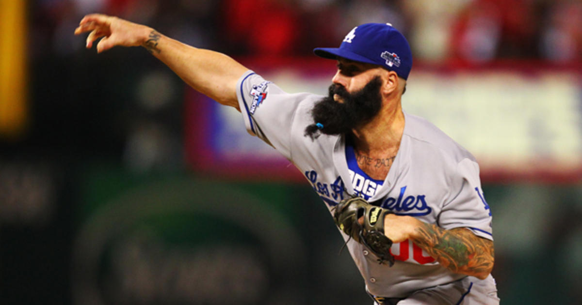 Dodgers activate reliever Brian Wilson from DL