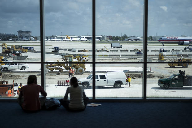 Miami airport.jpg 