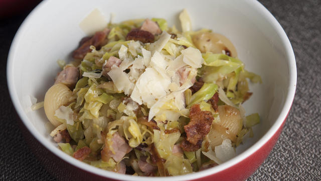 caramelized-onions-with-cabbage-and-ham_crystal-grobe.jpg 