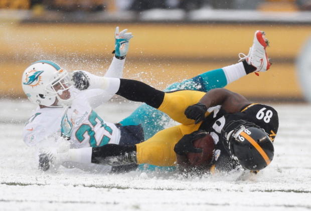 miami-dolphins-v-pittsburgh-steelers128139.jpg 