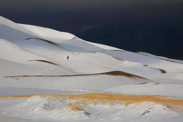 snowy-dunes-two-final.jpg 