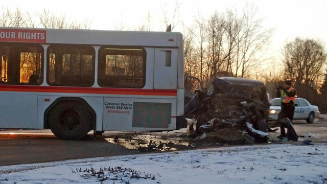bus-accident.jpg 