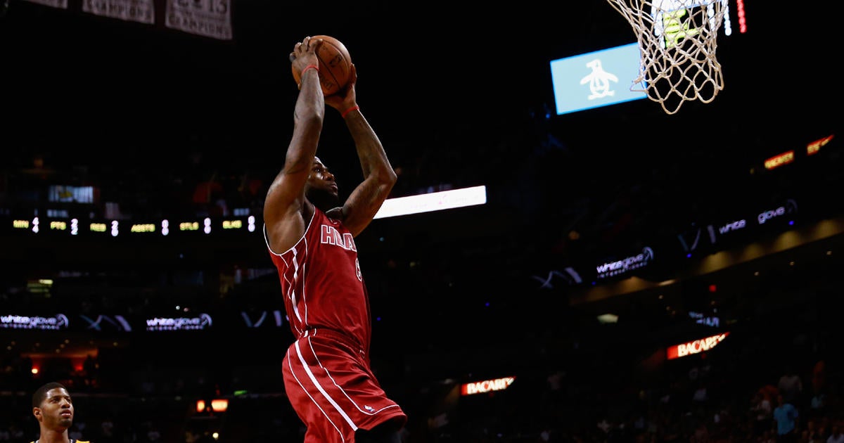 LeBron James wins AP Male Athlete of the Year - CBS News