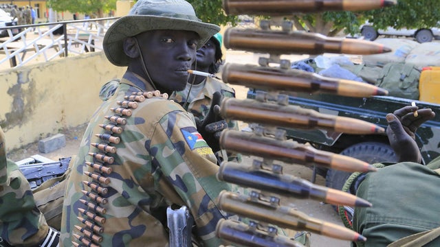 2013-12-31_south_sudan_troo.jpg 