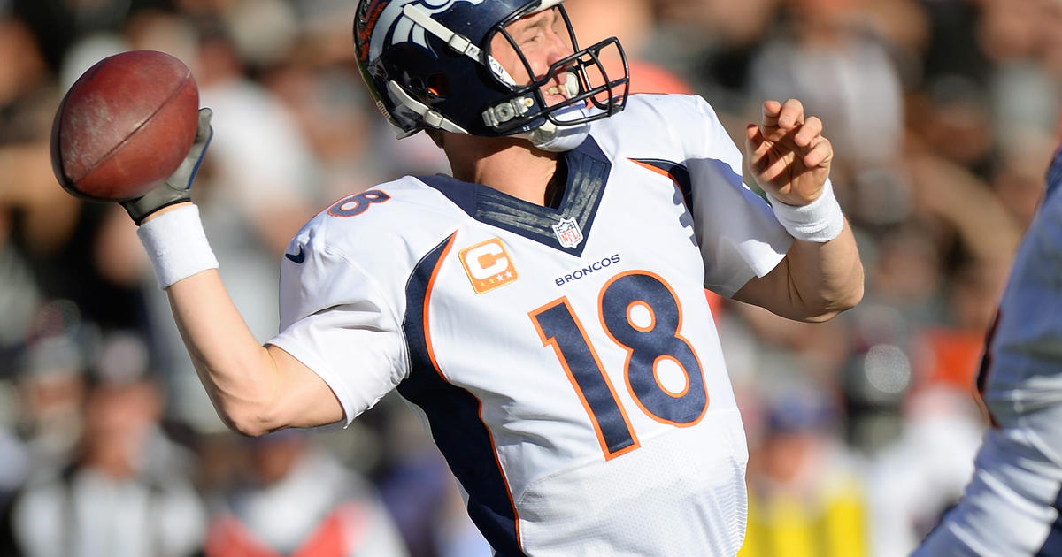 Peyton Manning's Passing Record In Question - CBS Chicago
