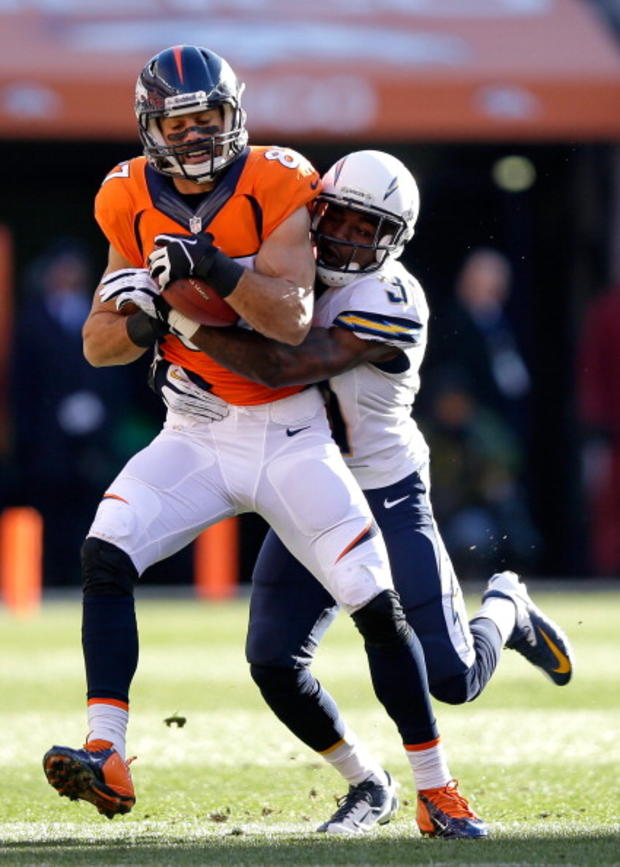 Broncos 24, Chargers 17 