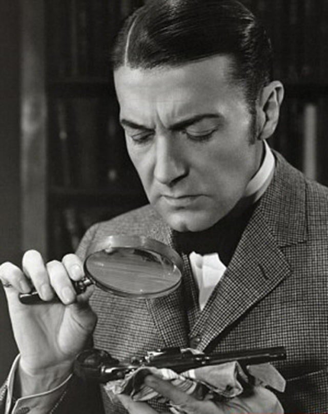 Sherlock Holmes_Clive Brook.jpg 