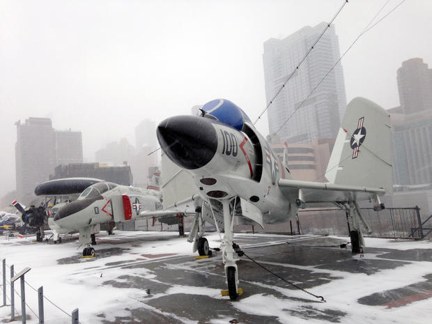 airplanes-with-snow-1.jpeg 