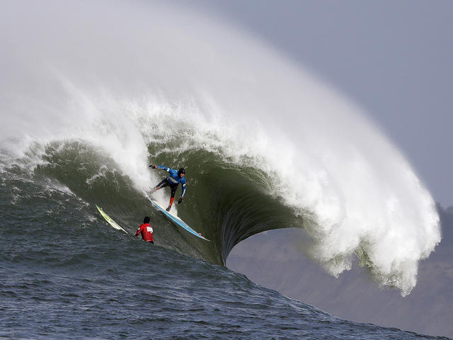 Mavericks surfing AP290470267397.jpg