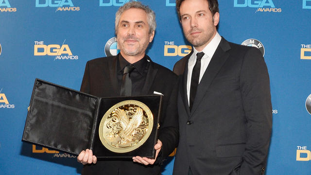 Alfonso Cuaron Ben Affleck DGA Awards 465117145.jpg 