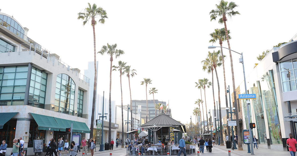 A Shopping Crawl Around Santa Monica's 3rd Street Promenade - CBS Los  Angeles