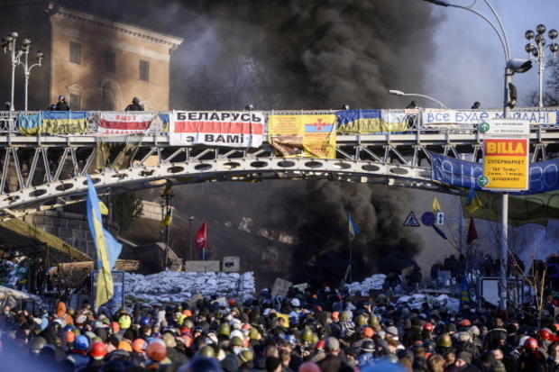 riots-in-ukraine-and-venezuela11.jpg 