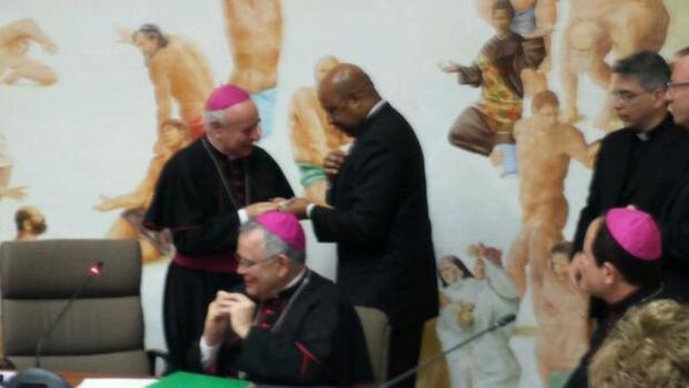 mayor-nutter-gives-archbishop-paglia-a-liberty-bell-and-calls-philly-city-of-hope-built-on-families.jpg 