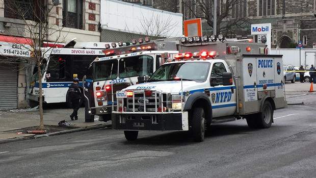 Bus Crashes Into Washington Heights Building 