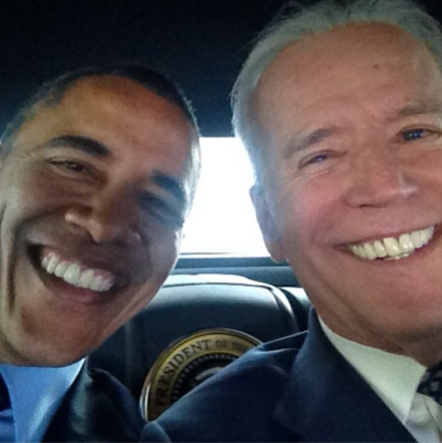 obama-biden-selfie.png 