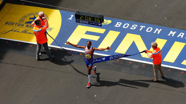 Tight security for "Boston Strong" marathoners 