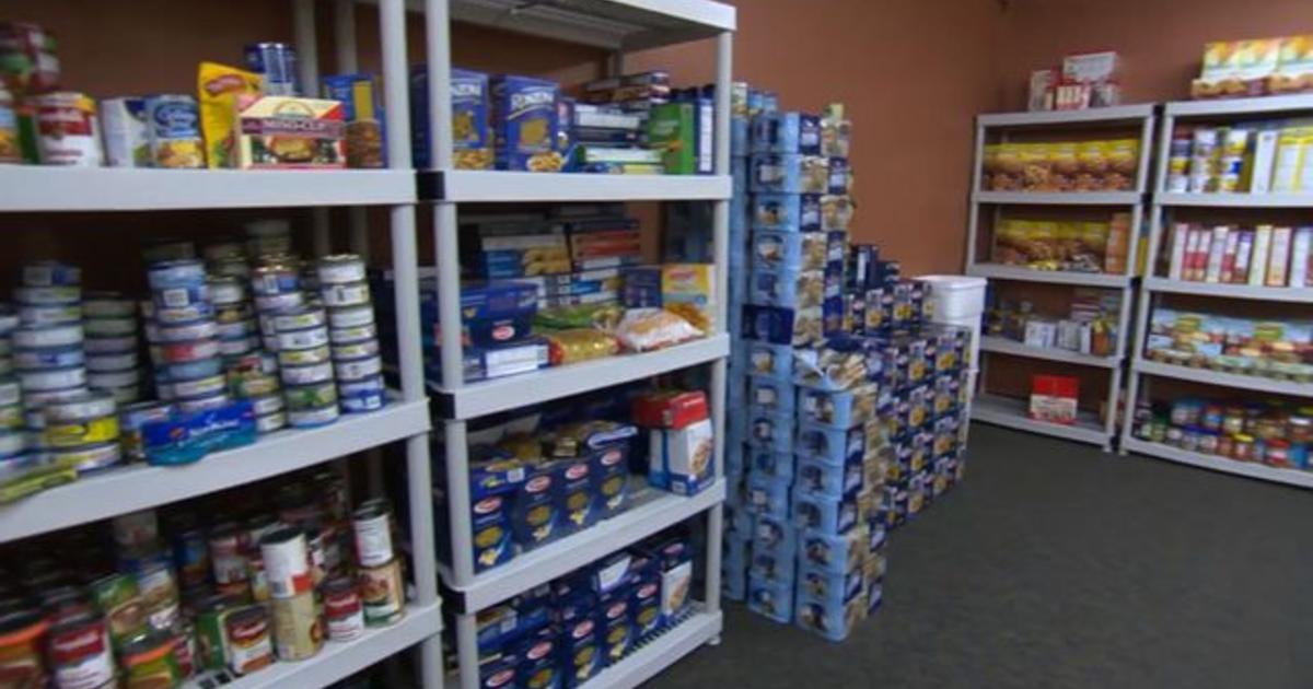 Hunger is a growing problem on college campuses - CBS News