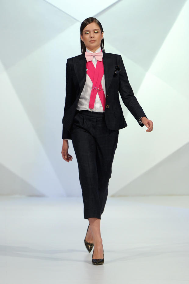 Velsvoir X Patrick Hellmann - Runway - Fashion Forward Dubai April 2014 