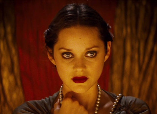 marion-cotillard-burlesque-the-immigrant.jpg 