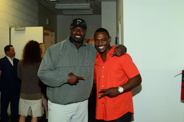 eagles-greats-jeremiah-trotter-and-lito-sheppard-were-two-of-the-celebrity-judges.jpg 