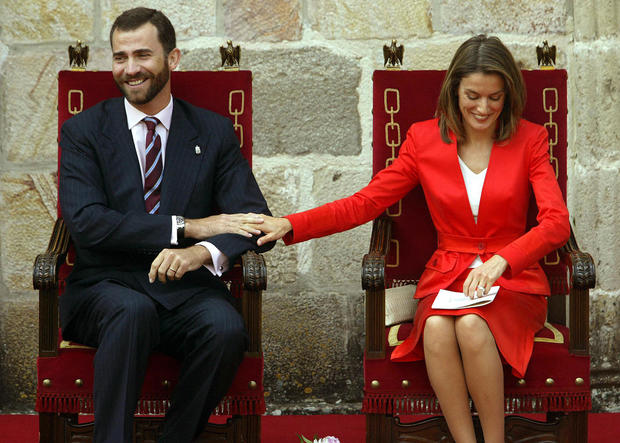 Spain welcomes new King 