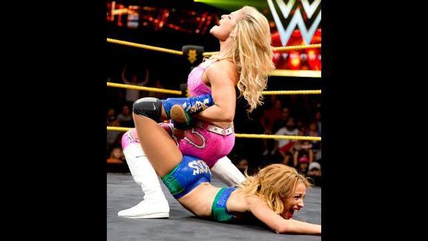 Natalya Hart WWE 3 