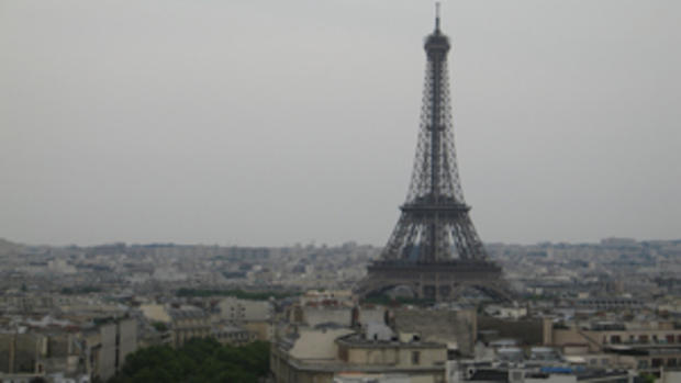Eiffel Tower (Credit, Randy Yagi) 