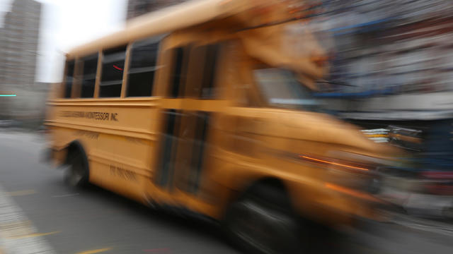 children-school-bus-blurry.jpg 
