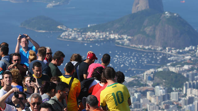 brazil tourists rio generic 