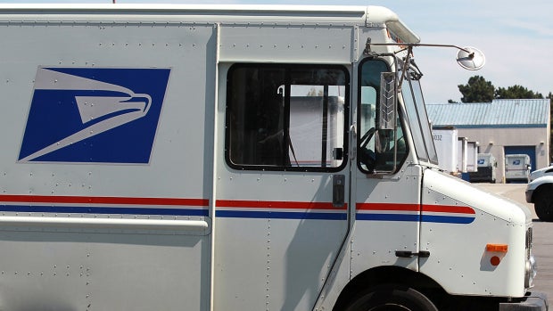 genericuspspostalservicemailtruck120933280fullwidth620x350.jpg 