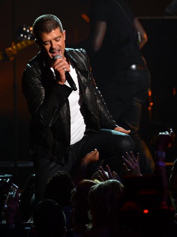 robin-thicke-494745487.jpg 